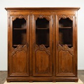 18TH C. LOUIS XV THREE-DOOR OA