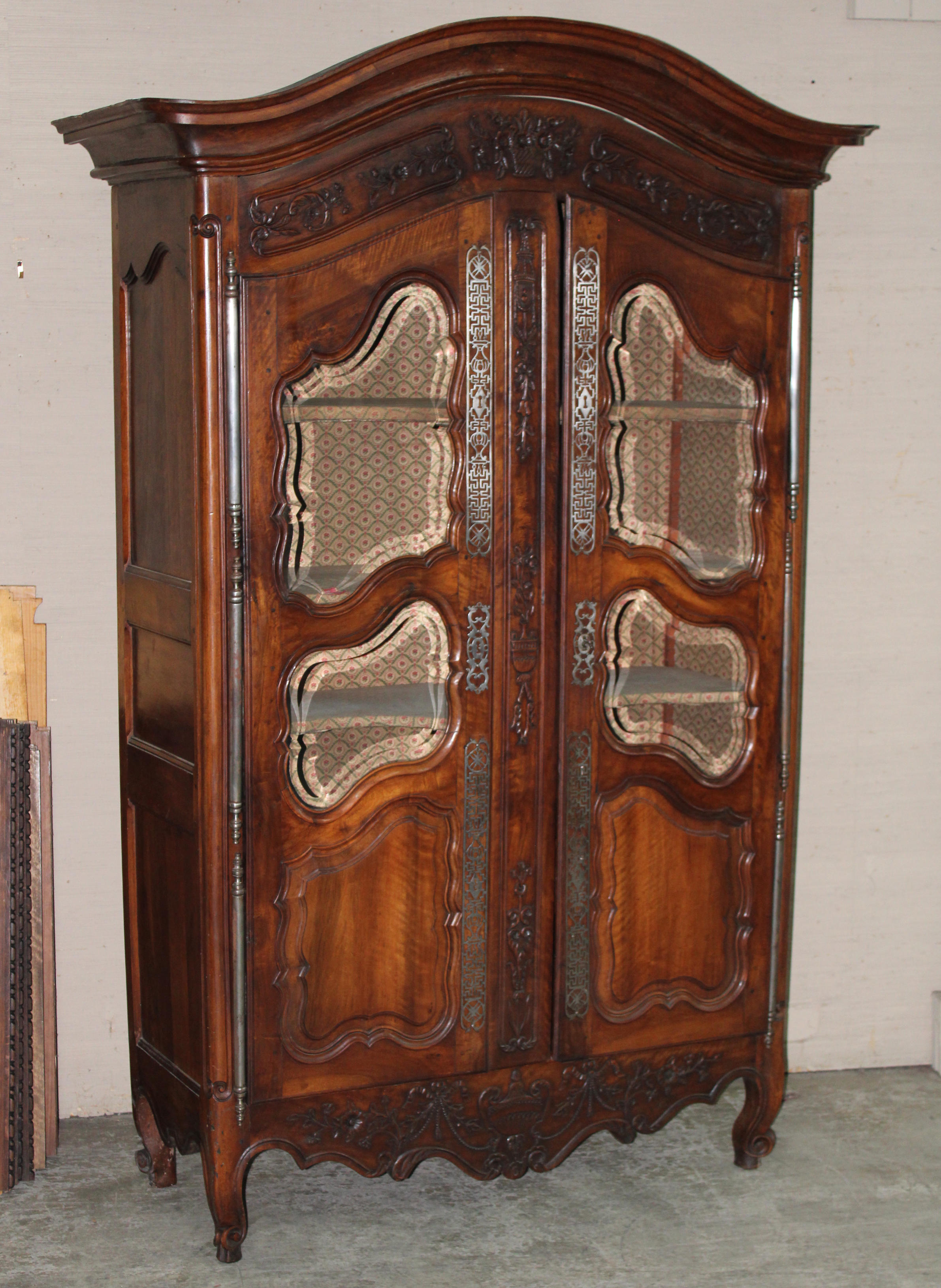 18TH C. LOUIS XV WALNUT