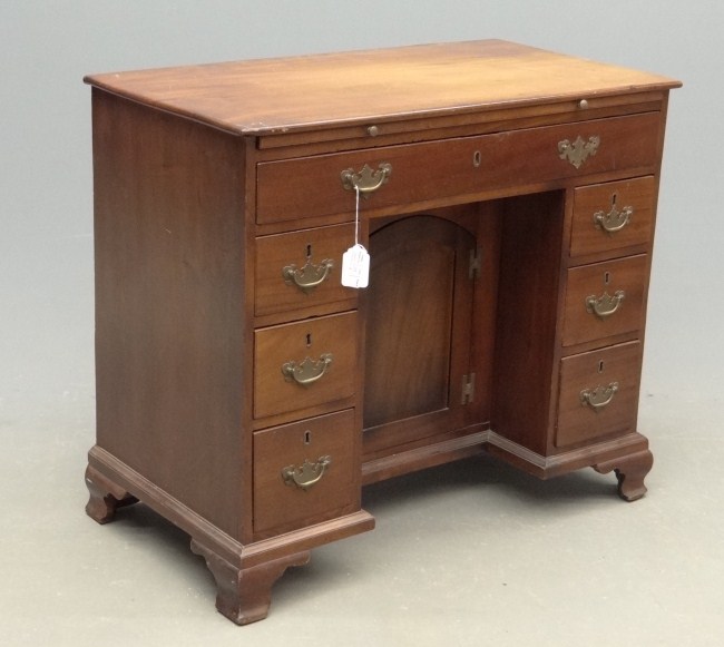 18th c. mahogany kneehole desk with
