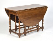 18TH C. NEW ENGLAND MAPLE GATE