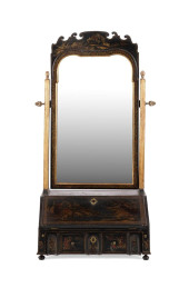 18TH C. QUEEN ANNE JAPANNED DR