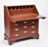 18TH C. QUEEN ANNE SLANT LID D