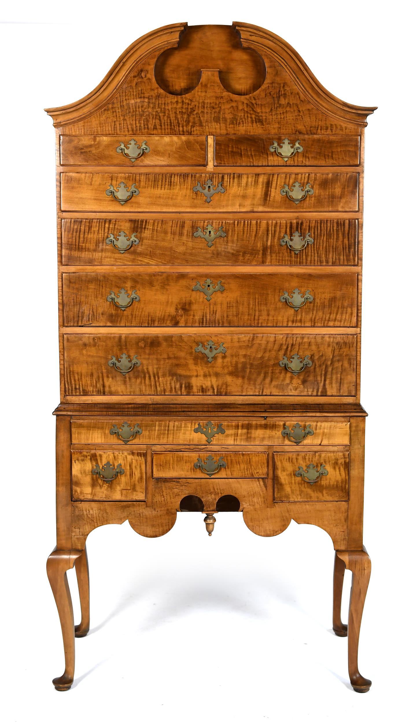 18TH C. RHODE ISLAND TIGER MAPLE