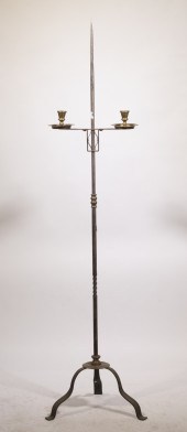 18TH C. TWO-SOCKET FLOOR CANDE
