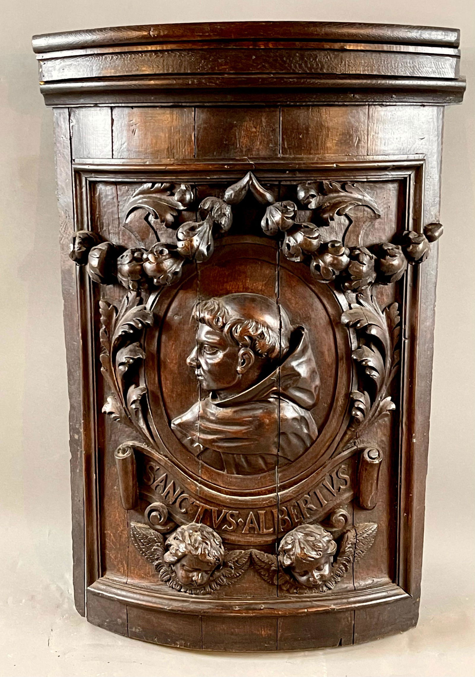 18TH CENTURY ITALIAN CARVED OAK