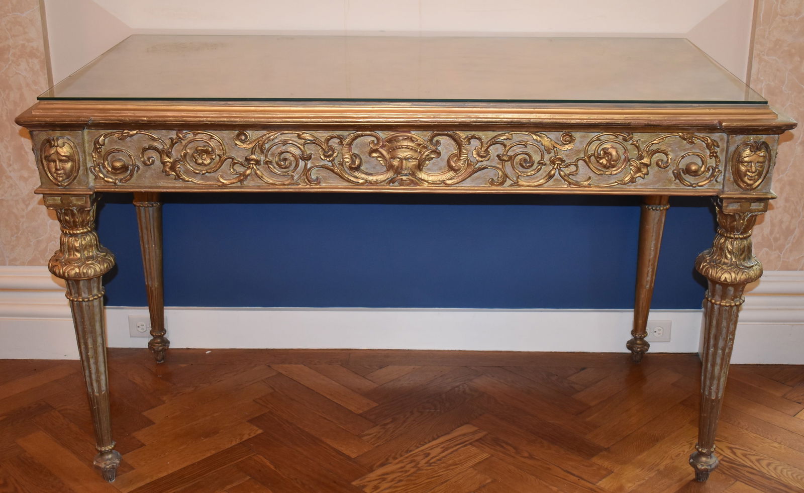 18TH CENTURY ITALIAN GILTWOOD