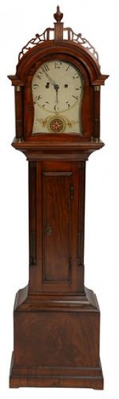 18TH CENTURY MAHOGANY GRANDMOT