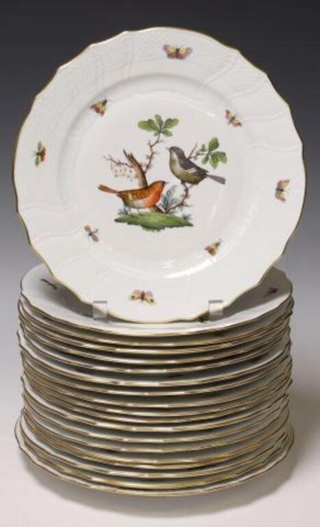 (19) HEREND 'ROTHSCHILD BIRD'