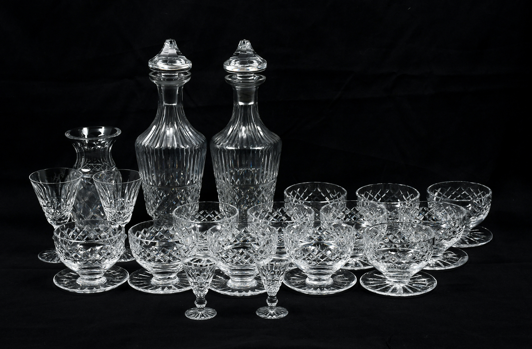 19-PC. WATERFORD MAEVE CRYSTAL