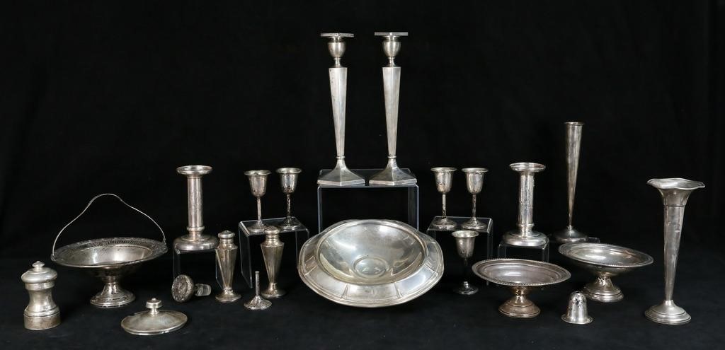 19 PIECES WEIGHTED STERLING19 piece