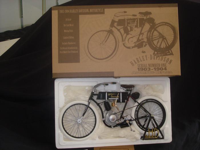 1903-1904 Harley Davidson diecast