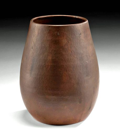1910 COPPER VASE D'ARCY GAW &