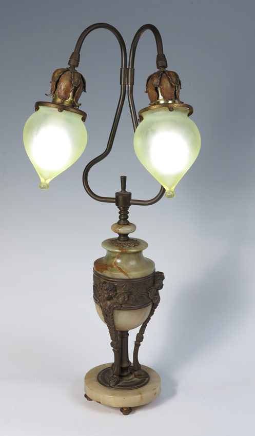 1920'S ONYX LAMP WITH VASELINE