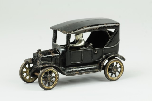1923 FORD TOURING SEDAN Arcade cast