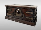 1927 OZARKA TREASURE CHEST TUB