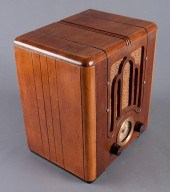 1930S CROSLEY MODEL 435 TOMBST