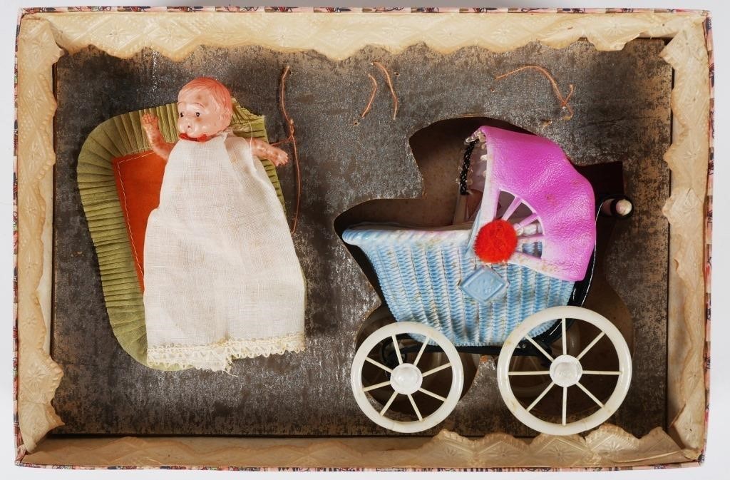 1930S JAPANESE CELLULOID TOY SET IN