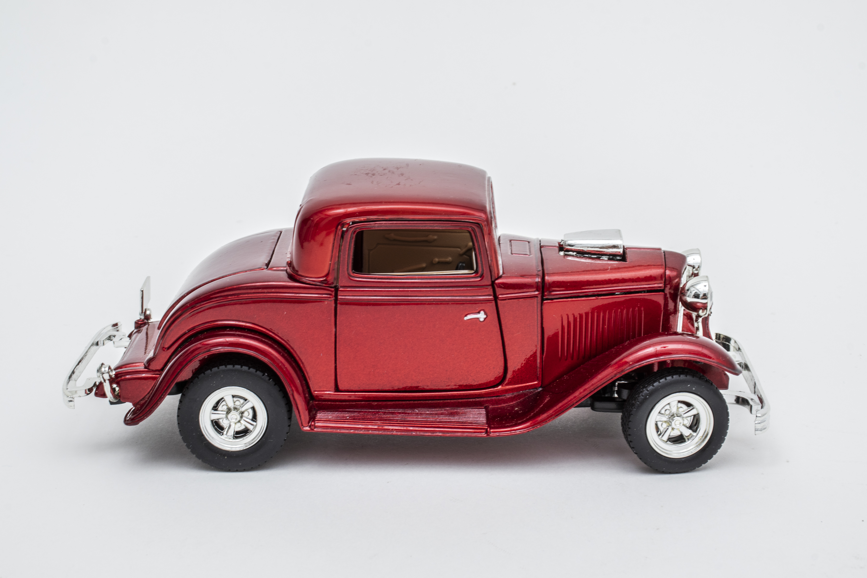 1932 FORD COUPE DIE CAST TOY CAR