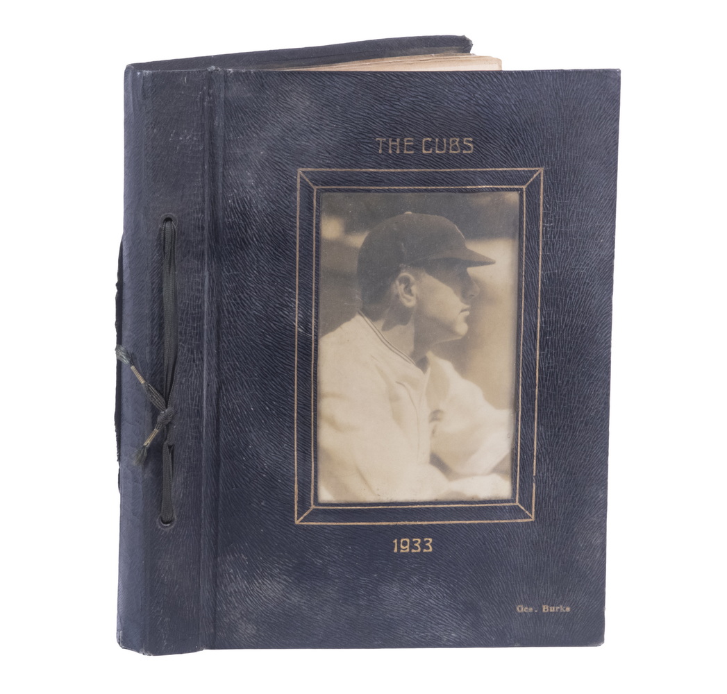 1933 CUBS PHOTO/AUTOGRAPH BOOK Team