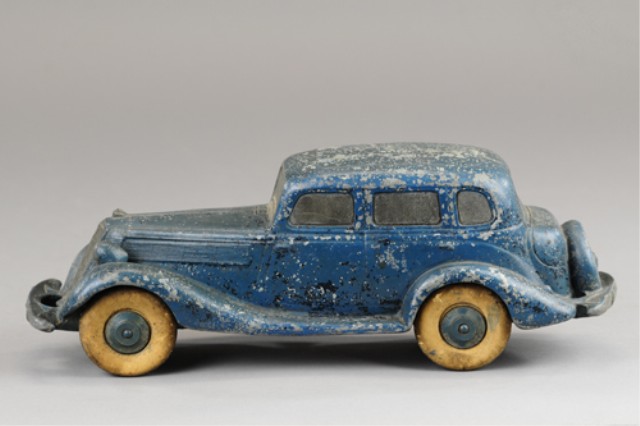 1935 STUDEBAKER FOUR DOOR