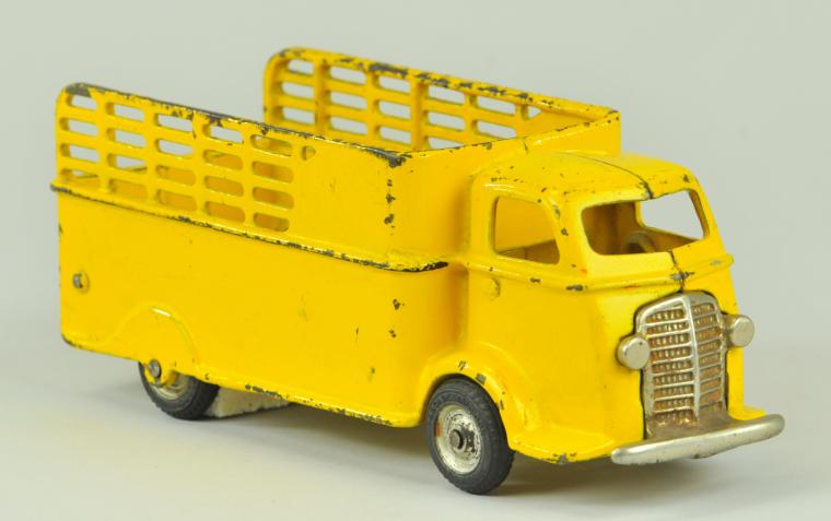 1937 INTERNATIONAL CAB OVER STAKE