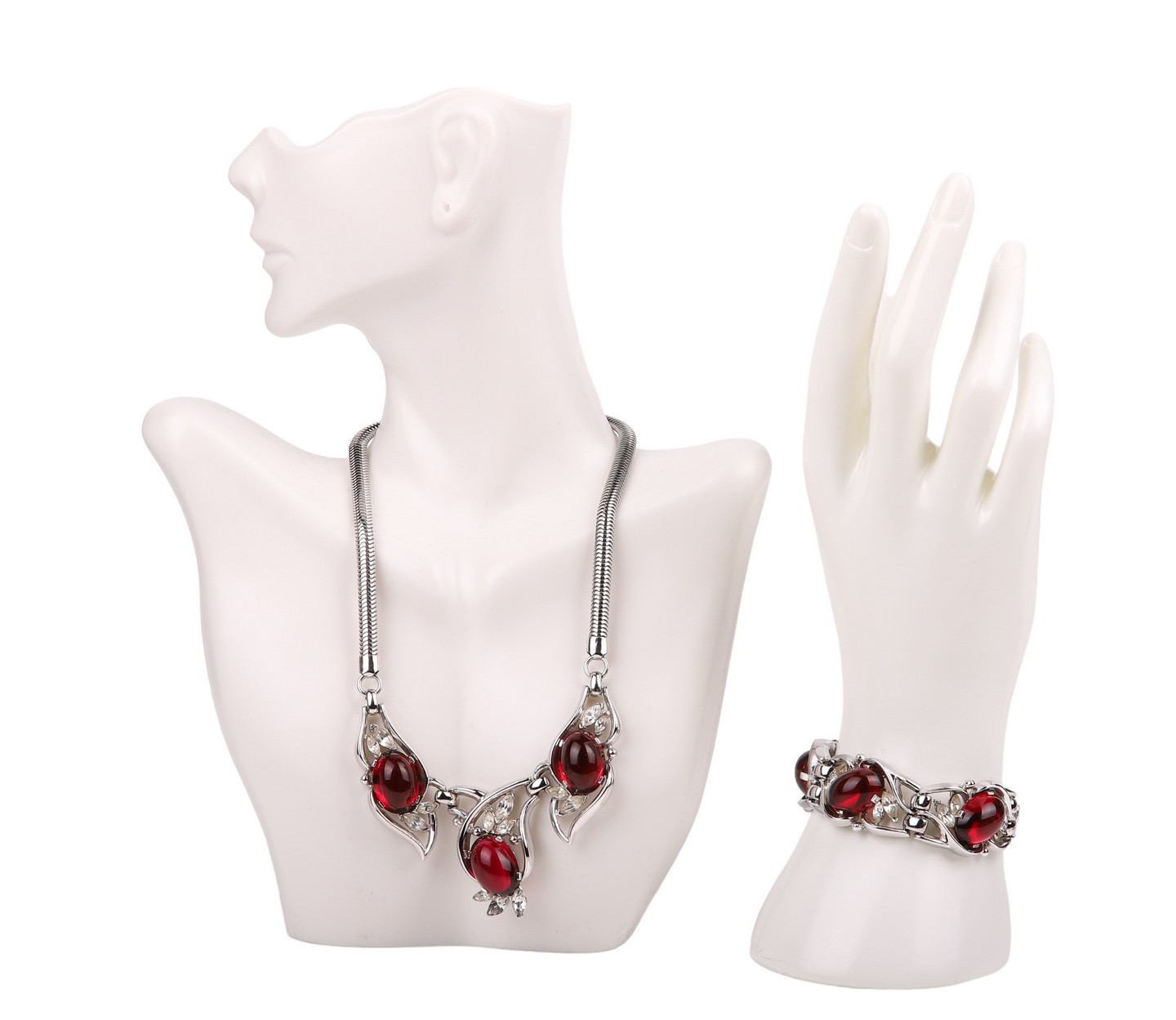 1950's Trifari necklace and