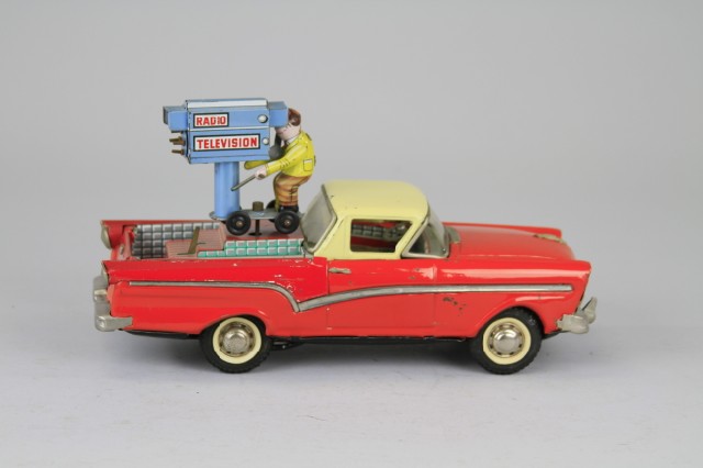 1957 FORD RANCHERO TELEVISION