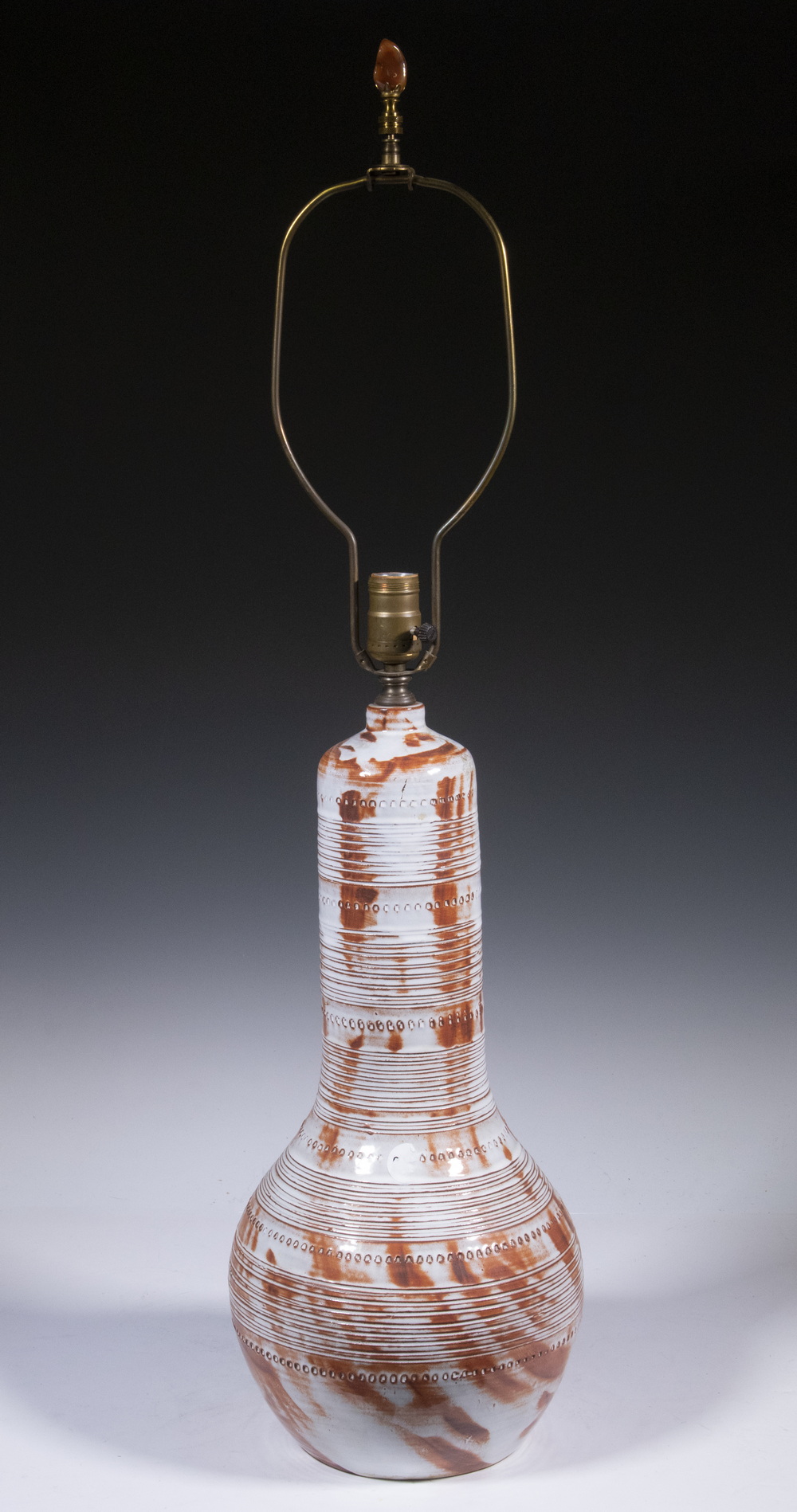1970'S POTTERY TABLE LAMP Vintage