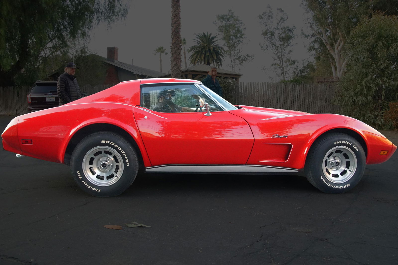 1975 CHEVROLET CORVETTE STINGRAY