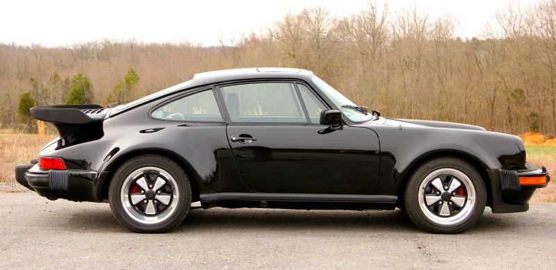 1979 Porsche 930 Turboblack.Contact