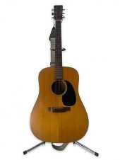 1982 C.F. MARTIN D-18 ACOUSTIC