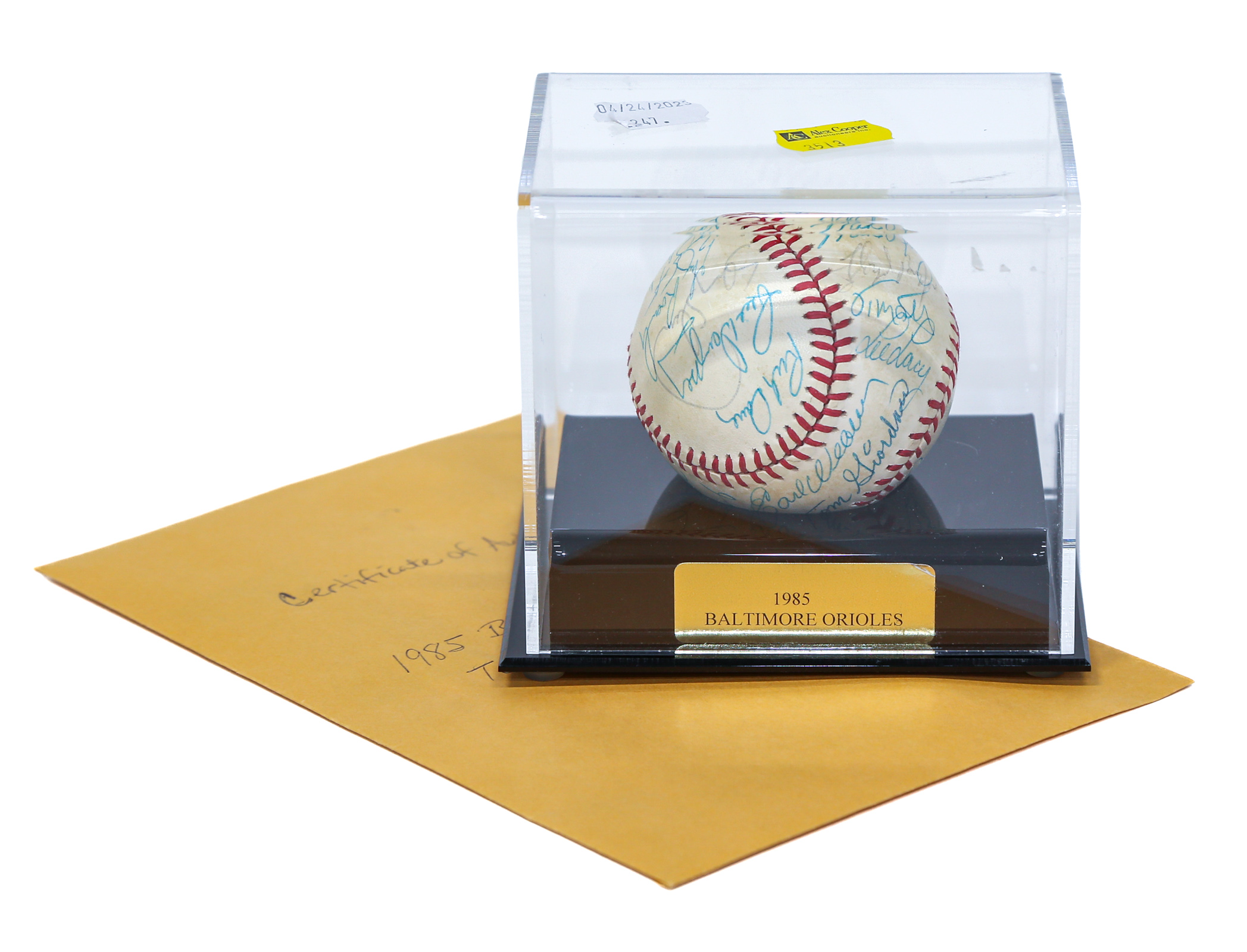 1985 ORIOLES TEAM SIGNED BASEBALL