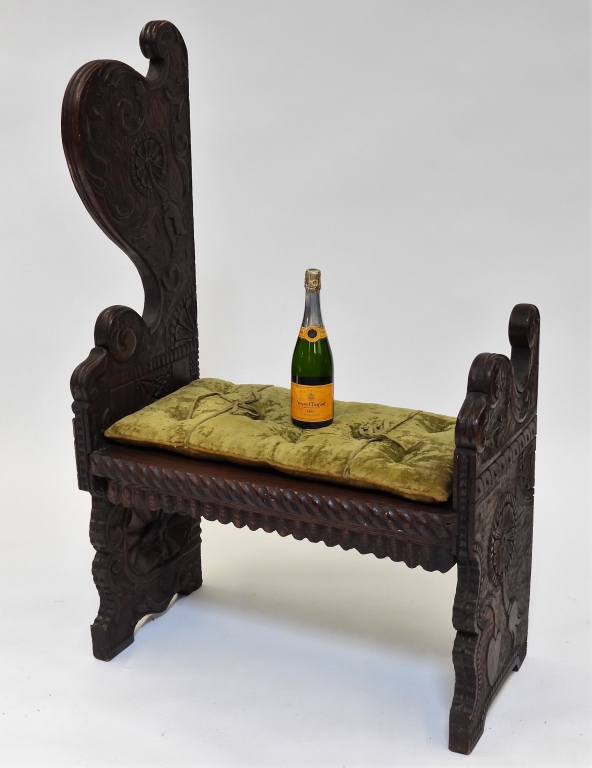 19C EUROPEAN CARVED OAK HALL