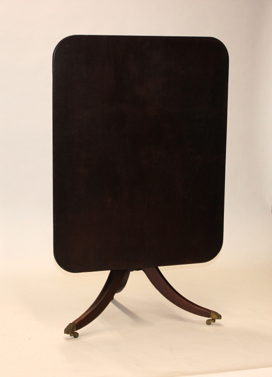 19C GEORGE III TILT TOP TABLE