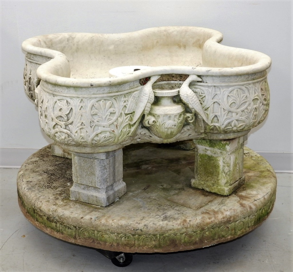 19C ITALIAN CARRERA MARBLE FOUNTAIN