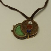 19C. ODD FELLOWS THE THREE LIN