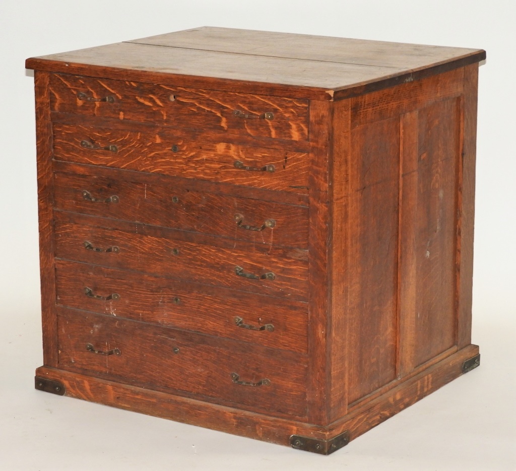 19C QUARTER SAWN OAK COLLECTOR'S