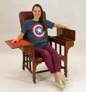 19C VICTORIAN OAK COMPARTMENTE