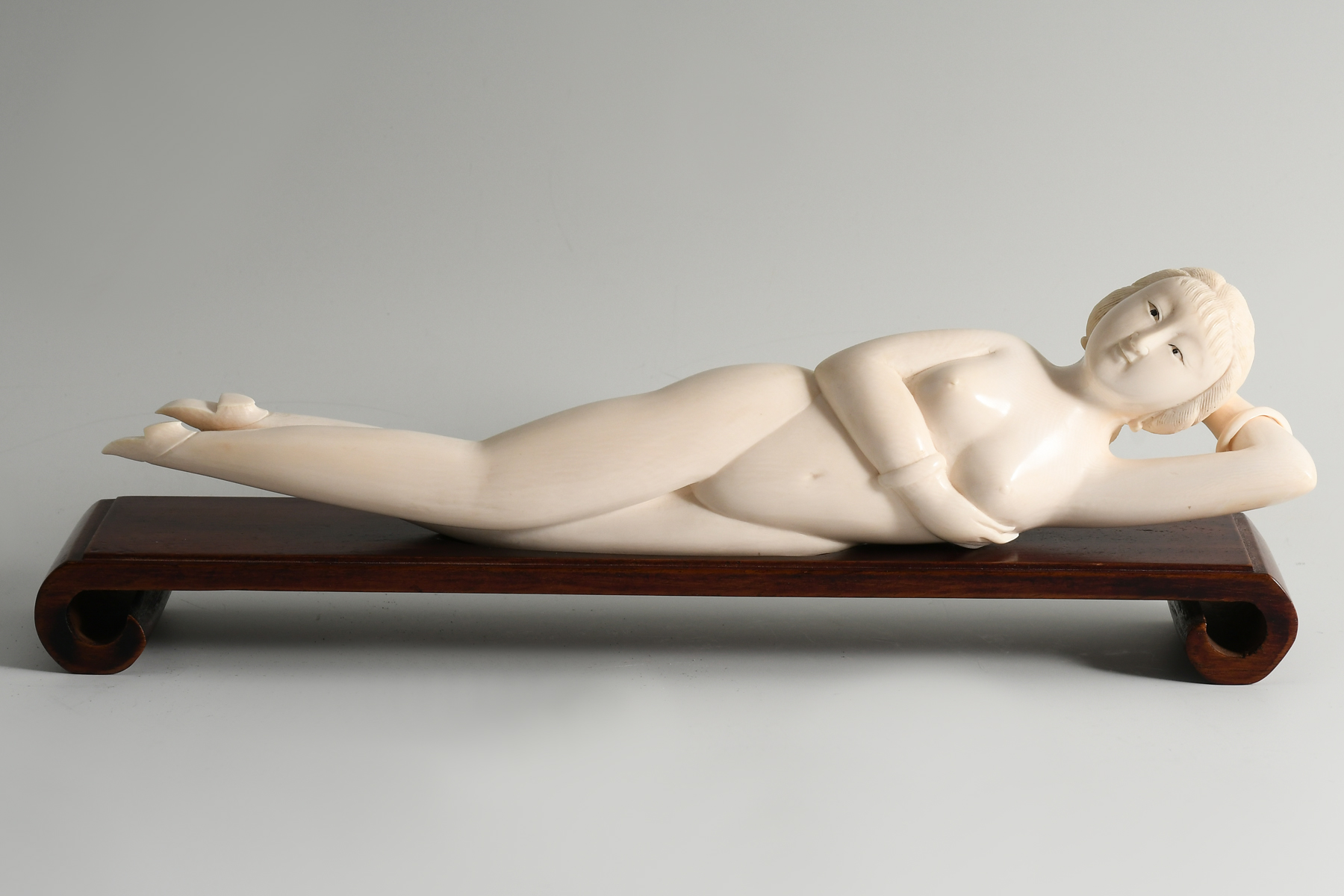 19TH-C. 12'' CARVED CHINESE IVORY