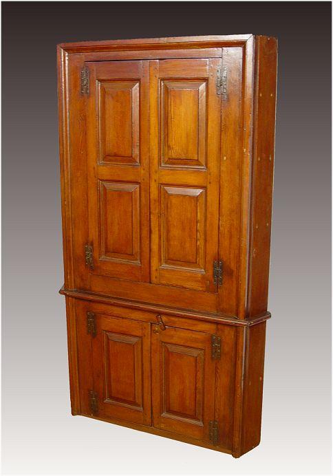 19TH C AMERICAN COUNTRY PINE