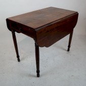 19TH C. AMERICAN PEMBROKE TABL