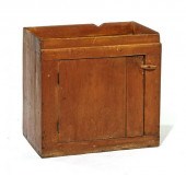 19TH C AMERICAN PINE DRY SINK,
