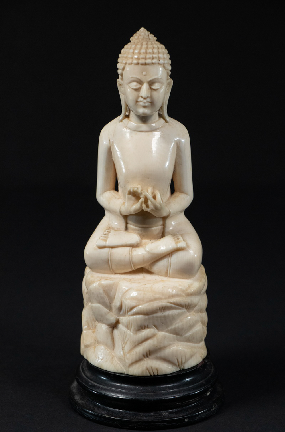 19TH C. CHINESE IVORY BUDDHA Seated