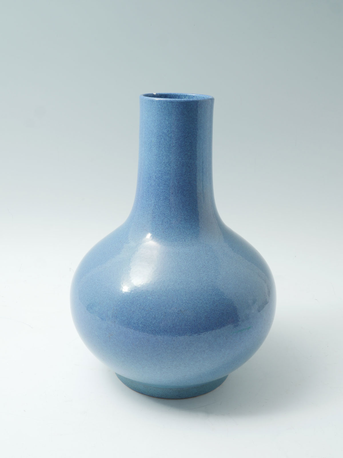 19TH C. CHINESE PORCELAIN ROBIN'S