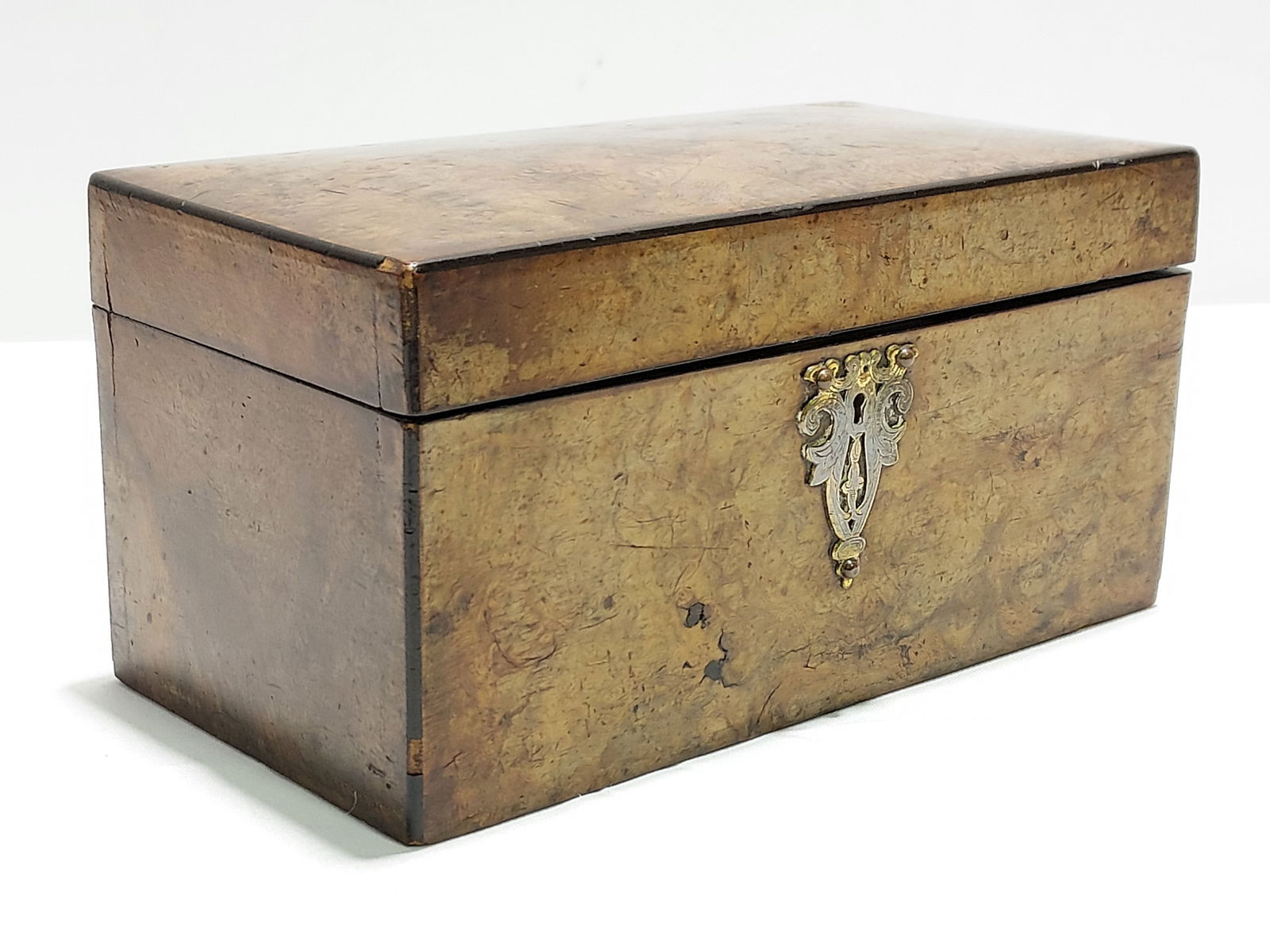 19TH C ENGLISH BURL WOOD TEA