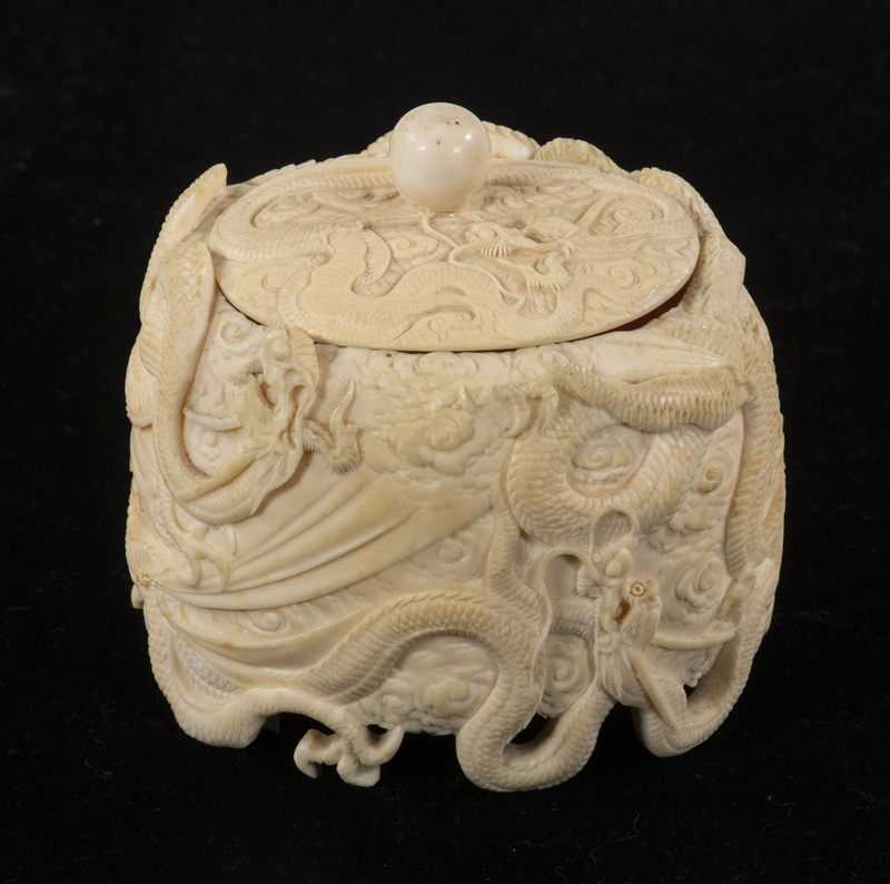 19TH C. JAPANESE CARVED IVORY BOX