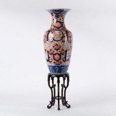 19TH C. LARGE IMARI VASE WITH