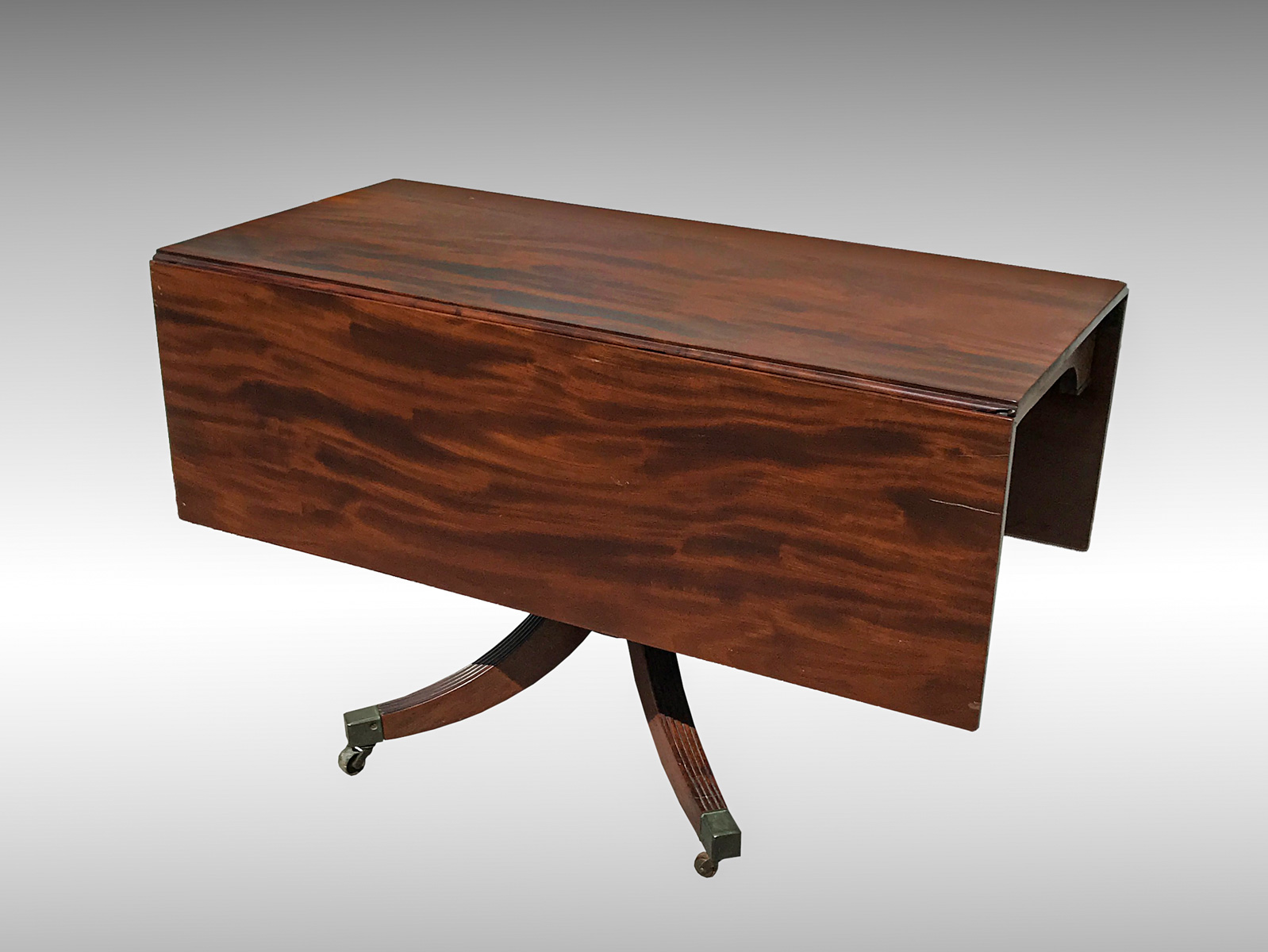19TH C MAHOGANY DROP LEAF TABLE: