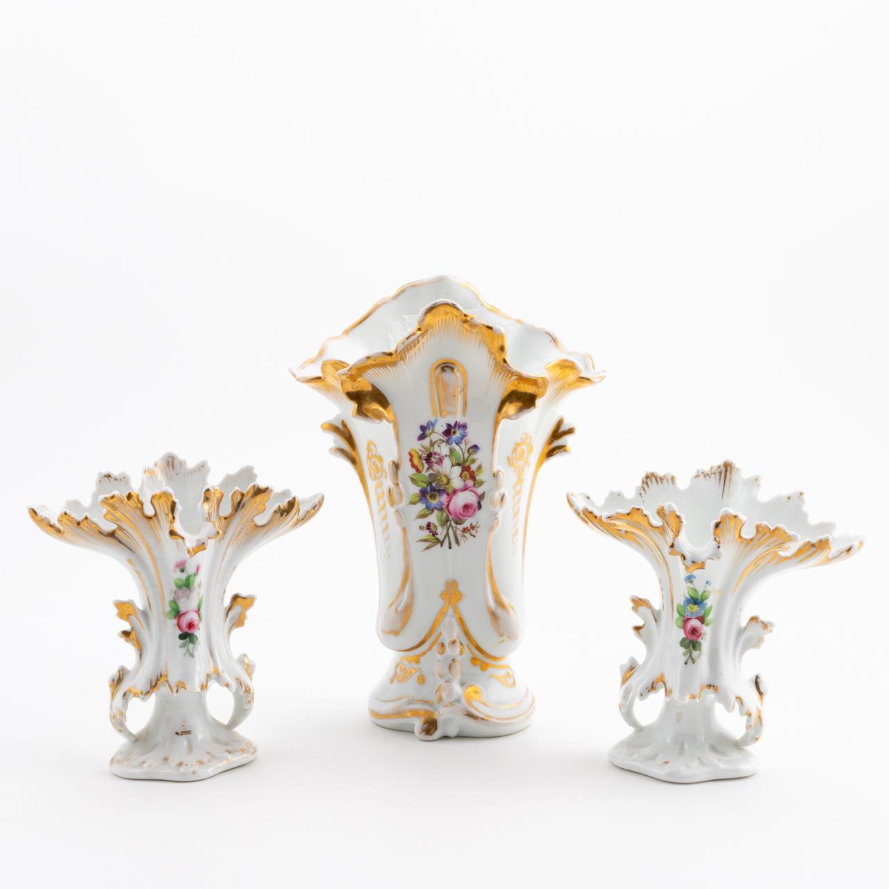 19TH C. PARIS PORCELAIN FLORAL