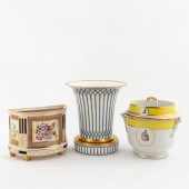 19TH C. PORCELAIN FRUIT COOLER